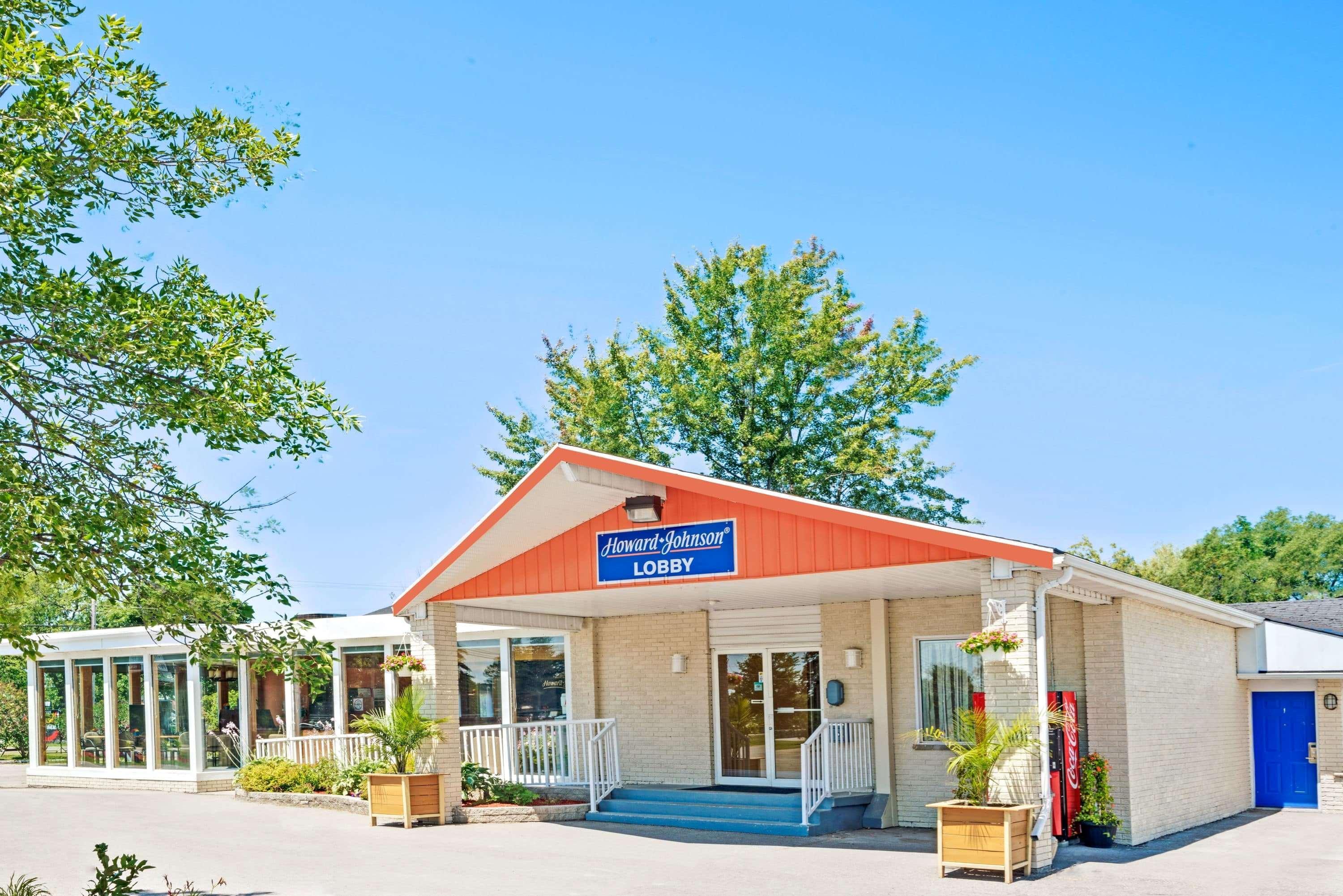 Howard Johnson By Wyndham