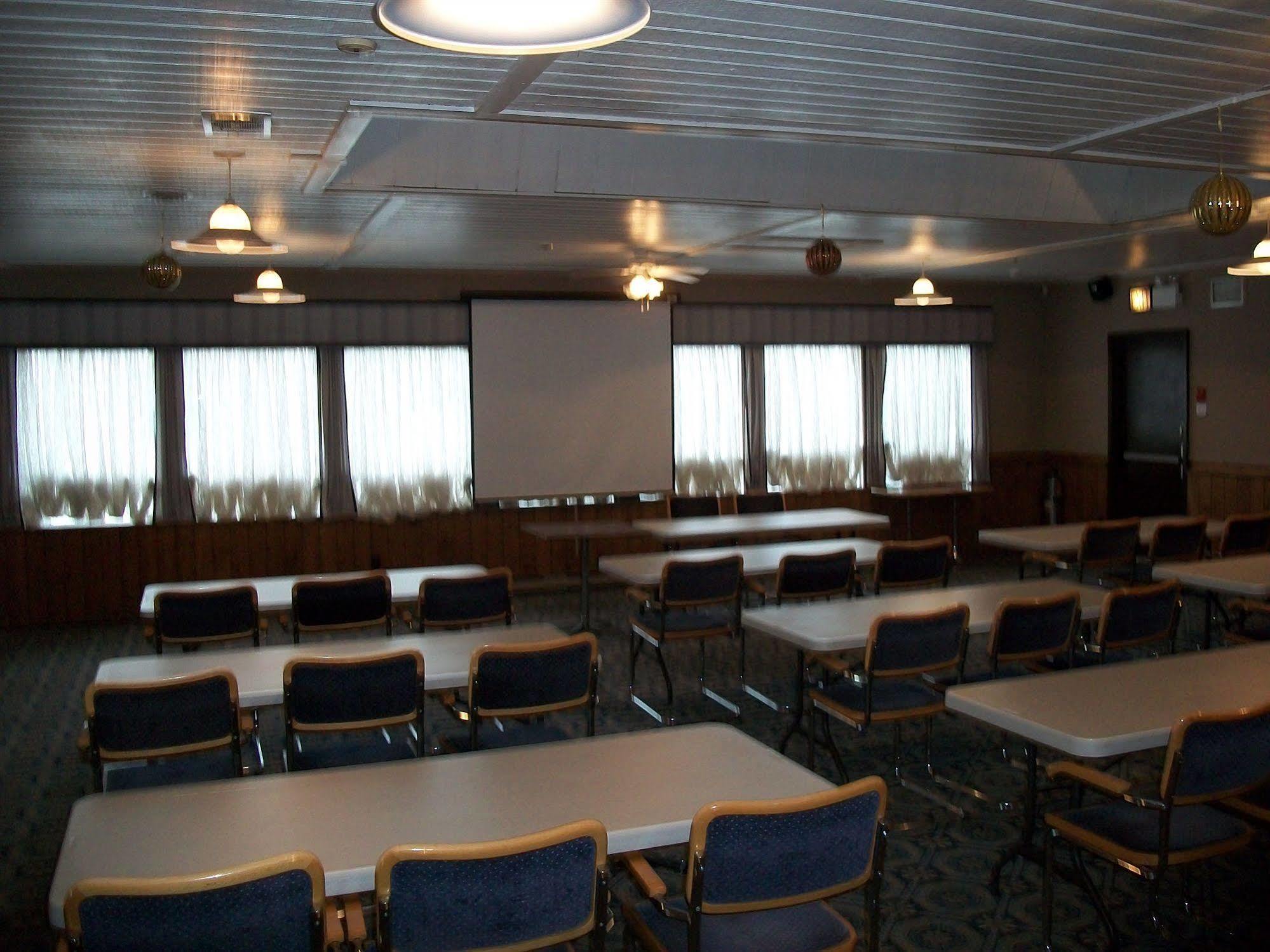 Howard Johnson By Wyndham 2*